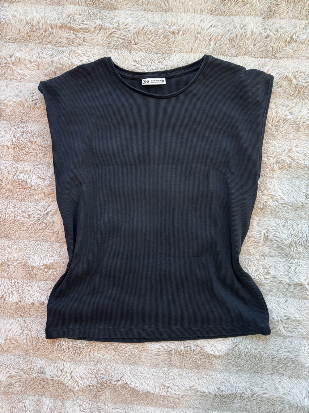 Zara Black Ribbed Cap-Sleeve Tank